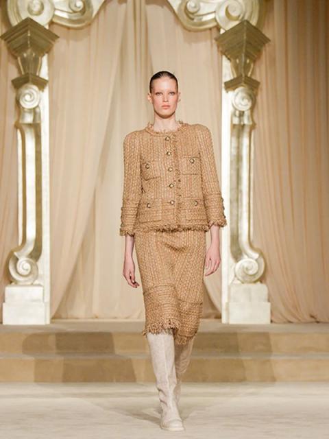Коллекция Chanel couture осень-зима 2025 (108090-chanel-ss-02.jpg)