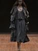 Коллекция Viktor & Rolf осень-зима 2025/26 (108189-viktor-rolf-fw-b.jpg)