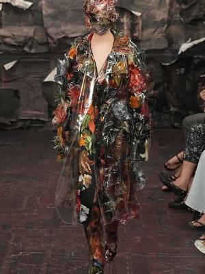 Коллекция Maison Margiela осень-зима 2025/26 (108201-maison-margiela-fw-08.jpg)
