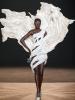 Коллекция Iris van Herpen осень-зима 2025/26 (108212-iris-van-herpen-fw-08.jpg)