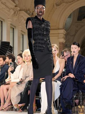 Коллекция Schiaparelli осень-зима 2025/26 (108224-schiaparelli-fw-02.jpg)