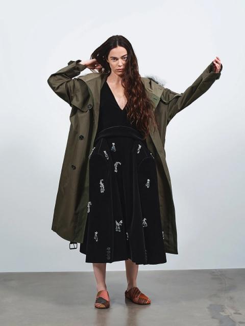 Коллекция JW Anderson Resort 2026 (108249-jw-anderson-resort-b.jpg)