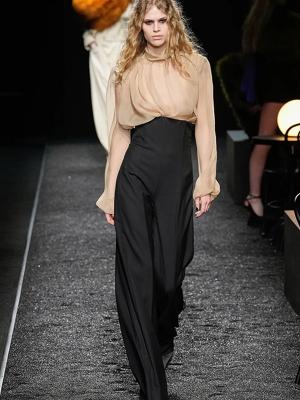 Коллекция Nina Ricci осень–зима 2025/26 (108298-nina-ricci-fw-05.jpg)