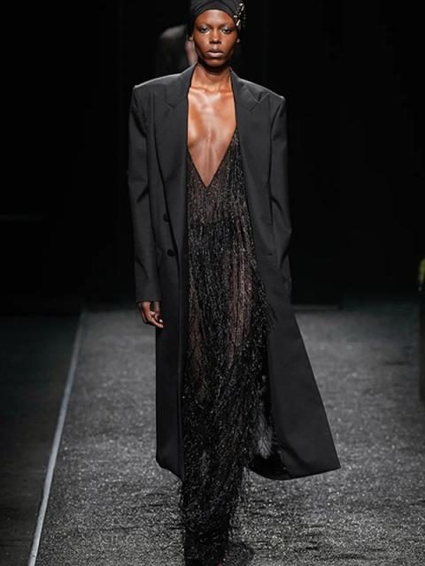Коллекция Nina Ricci осень–зима 2025/26 (108298-nina-ricci-fw-08.jpg)