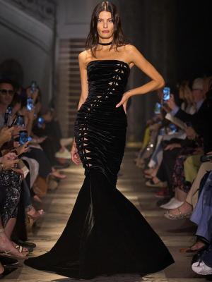 Коллекция Elie Saab осень-зима 2025/26 (108330-elie-saab-fw-03.jpg)