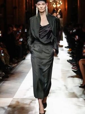Коллекция Dries Van Noten осень-зима 2025/26 (108430-dries-van-noten-fw-04.jpg)
