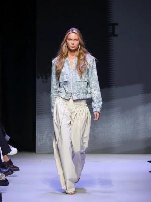 Деконструкция в новой коллекции бренда Persve (108851-persve-2025-04.jpg)