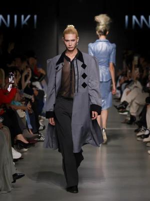 Эстетика Севера в коллекции бренда Inniki (108862-inniki-2025-02.jpg)