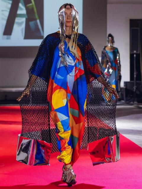 Показ выпускников Fresh Fashion Intensive Designe School на международном фестивале «Этномода-смыслы» (108910-fresh-fashion-etno