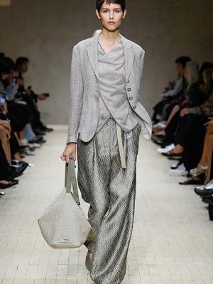 Коллекция Emporio Armani весна-лето 2026 (SS-2026) (109015-armani-ss-2026-05.jpg)