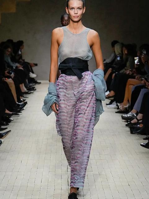 Коллекция Emporio Armani весна-лето 2026 (SS-2026) (109015-armani-ss-2026-11.jpg)