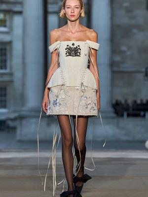 Коллекция Erdem весна-лето 2026 (SS-2026) (109040-erdem-ss-05.jpg)