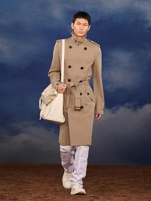 Коллекция Burberry весна-лето 2026 (109056-burberry-ss-07.jpg)