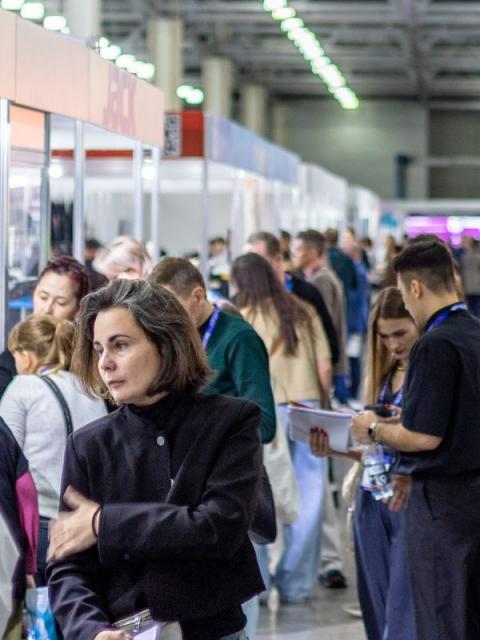 Мода, технологии, бизнес: итоги и открытия Текстильлегпром’64 (109077-textilexpo-b.jpg)