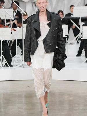 Коллекция Maison Margiela весна-лето 2026 (109213-maison-margiela-ss-03.jpg)