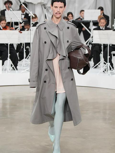 Коллекция Maison Margiela весна-лето 2026 (109213-maison-margiela-ss-04.jpg)