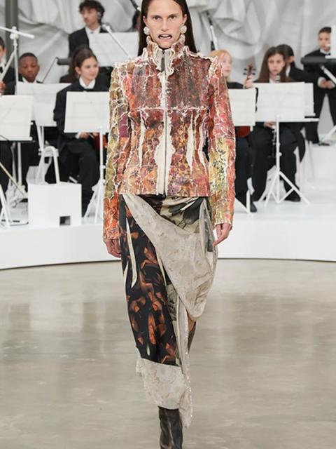 Коллекция Maison Margiela весна-лето 2026 (109213-maison-margiela-ss-06.jpg)