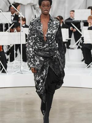Коллекция Maison Margiela весна-лето 2026 (109213-maison-margiela-ss-07.jpg)