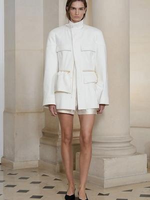 Коллекция Carven весна-лето 2026 (109223-carven-ss-01.jpg)