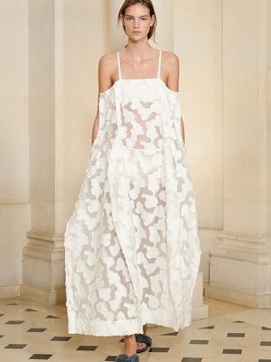 Коллекция Carven весна-лето 2026 (109223-carven-ss-06.jpg)