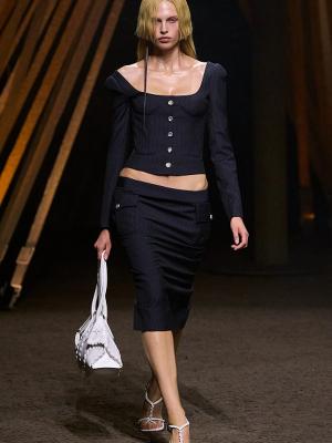 Коллекция Alexander McQueen весна–лето 2026 (109234-alexander-mcqueen-ss-04.jpg)