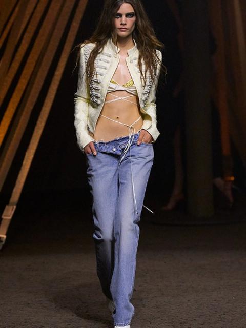 Коллекция Alexander McQueen весна–лето 2026 (109234-alexander-mcqueen-ss-07.jpg) Коллекция Alexander McQueen весна–лето 2026 (109234-alexander-mcqueen-ss-07.jpg)
