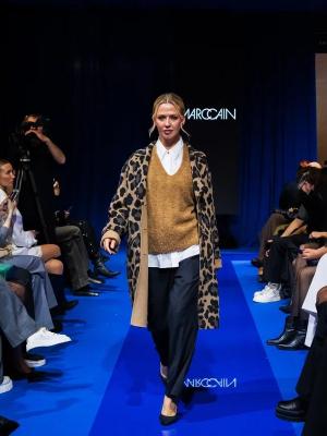Коллекция Marc Cain & Riani на Metropolis x Sokol Fashion Week FW/2025 (109245-marc-cain-riani-02.jpg)