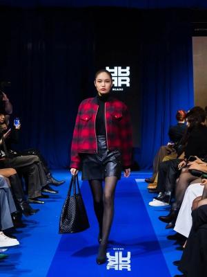 Коллекция Marc Cain & Riani на Metropolis x Sokol Fashion Week FW/2025 (109245-marc-cain-riani-08.jpg)
