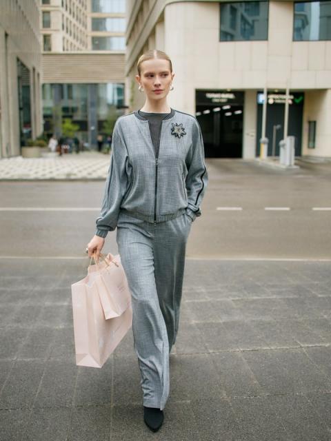 Бренд женской одежды Alexander Bogdanov открыл 30-й фирменный магазин в России (109285-alexander-bogdanov-04.jpg)