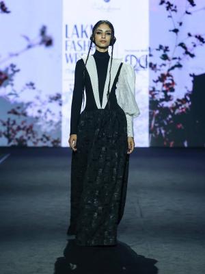 Hatsibana показал свою коллекцию на Lakmé Fashion Week (Нью-Дели, Индия) (109294-hatsibana-03.jpg)