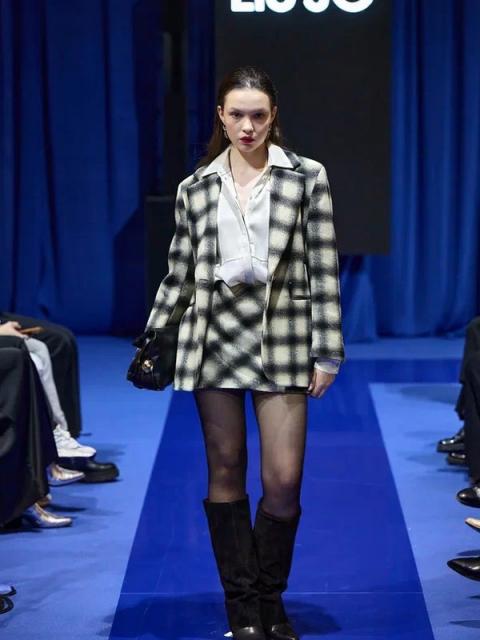 Коллекция бренда Liu-Jo на Metropolis x Sokol Fashion Week FW-2025 (109328-lui-jo-02.jpg)