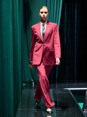 Коллекции брендов Vassa&Co и You Wanna на Metropolis x Sokol Fashion Week FW-2025 (109357-vassa-co-you-wanna-04.jpg)