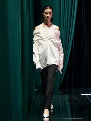 Коллекции брендов Vassa&Co и You Wanna на Metropolis x Sokol Fashion Week FW-2025 (109357-vassa-co-you-wanna-08.jpg)