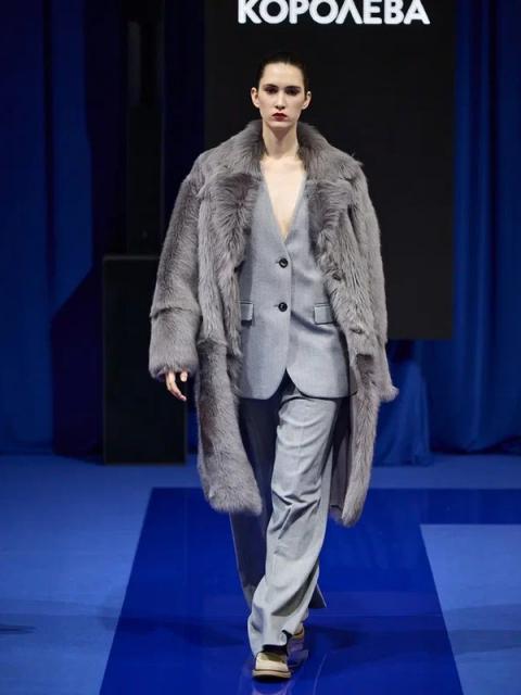 Показ брендов «Снежная Королева» и Dreams by Alena Akhmadullina на на Metropolis x Sokol Fashion Week FW-2025 (109404-dreams-sne Показ брендов «Снежная Королева» и Dreams by Alena Akhmadullina на на Metropolis x Sokol Fashion Week FW-2025 (109404-dreams-sne