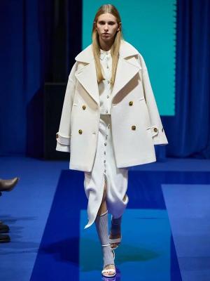 Показ брендов «Снежная Королева» и Dreams by Alena Akhmadullina на на Metropolis x Sokol Fashion Week FW-2025 (109404-dreams-sne