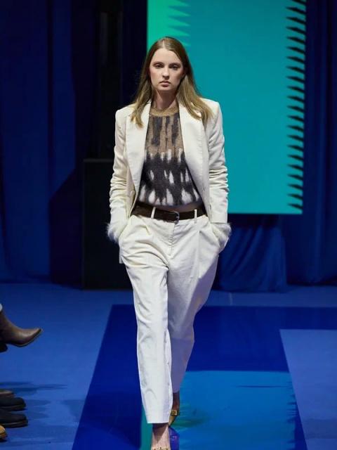 Показ брендов «Снежная Королева» и Dreams by Alena Akhmadullina на на Metropolis x Sokol Fashion Week FW-2025 (109404-dreams-sne Показ брендов «Снежная Королева» и Dreams by Alena Akhmadullina на на Metropolis x Sokol Fashion Week FW-2025 (109404-dreams-sne