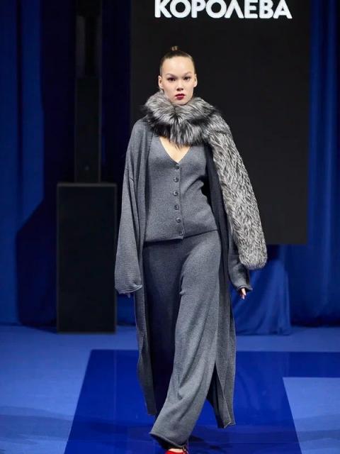 Показ брендов «Снежная Королева» и Dreams by Alena Akhmadullina на на Metropolis x Sokol Fashion Week FW-2025 (109404-dreams-sne