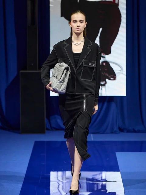 Коллекция бренда Karl Lagerfeld на Metropolis x Sokol Fashion Week FW-2025 (109452-karl-lagerfeld-fw-04.jpg)