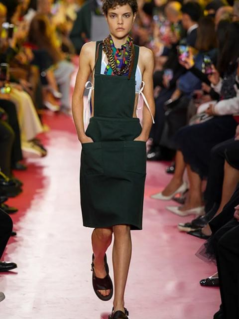 Коллекция Miu Miu весна-лето 2026 (109509-miu-miu-ss-02.jpg)