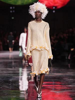 Коллекция Chanel весна-лето 2026 (109523-chanel-ss-06.jpg)