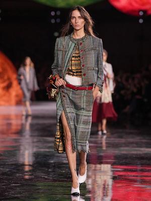 Коллекция Chanel весна-лето 2026 (109523-chanel-ss-08.jpg)