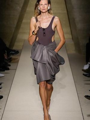 Коллекция Chloe весна-лето 2026 (109555-chloe-ss-2026-07.jpg)