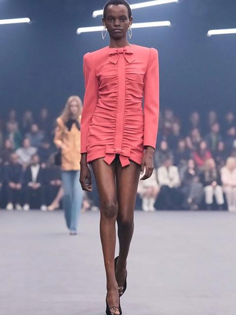 Коллекция Valentino весна-лето 2026 (109566-valentino-ss-2026-05.jpg)