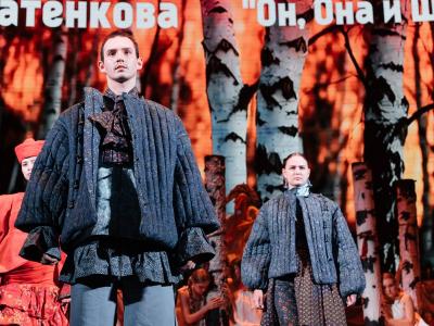 Форум «Отлично!» завершился фешн-спектаклем в стиле неофолк (109635-100bestdesign-00.jpg)