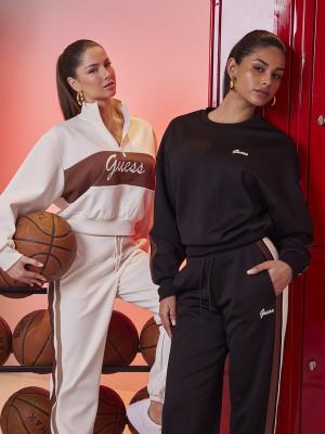Guess представляет новую коллекцию Athleisure осень-зима 2025 (109676-guess-fw-2025-02.jpg)