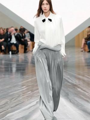 Коллекция Christian Dior весна-лето 2026 (109684-dior-ss-05.jpg)