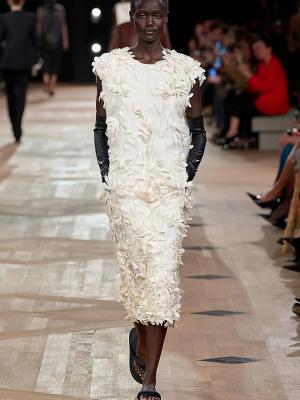 Коллекция Balenciaga весна-лето 2026 (109705-balenciaga-ss-07.jpg)