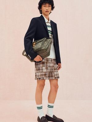 Коллекция Louis Vuitton Menswear Pre-Fall 2026  (109773-louis-vuitton-menswear-01.jpg)