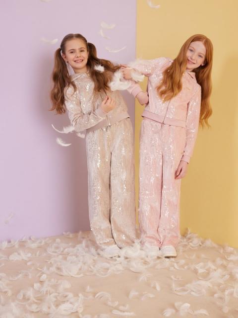 Новая коллекция детской одежды Guess Kids осень-зима 2025 (109827-guess-kids-fw-04.jpg)