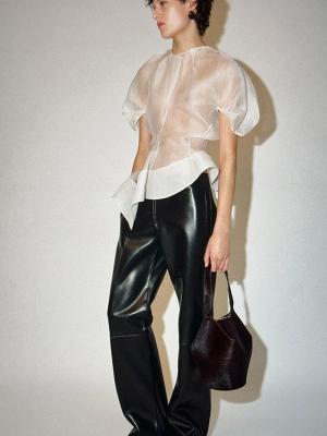 Коллекция Khaite Pre-Fall 2026 (109846-khaite-pre-fall-02.jpg)